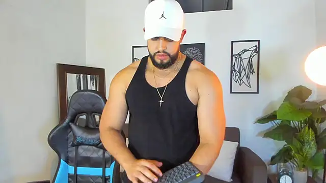 Justin kingX7 online show from February 2026 01:03:02 AM