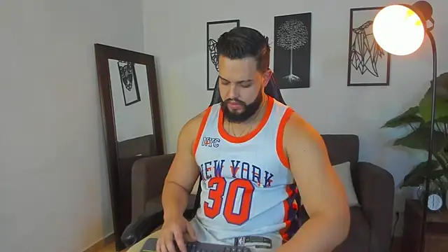 Justin kingX7 online show from April 2026 02:30:02 AM