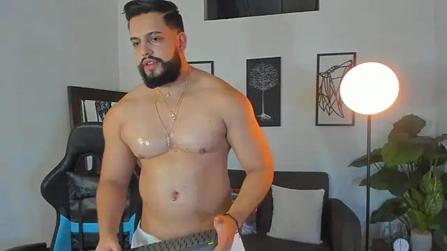 Justin kingX7 online show from March 2026 03:28:02 AM