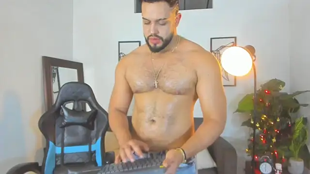 Snapshot of Justin_kingX7 chatting on December 2025 11:43:02 PM Justin kingX7 online show from December 2025 11:43:02 PM