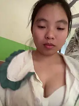 viluna online show from December 2025 03:07:01 AM