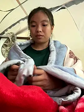 viluna online show from November 2025 02:17:02 AM