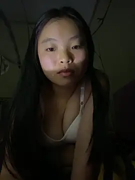 viluna online show from November 2025 12:28:02 PM