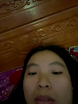 viluna online show from December 2025 04:22:02 AM