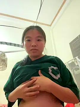 viluna online show from October 2025 12:39:02 PM