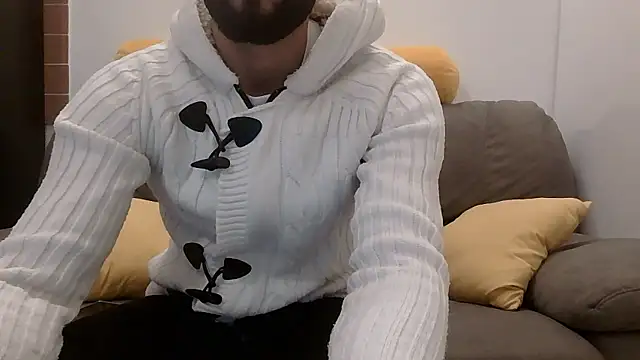 Amicisegreti online show from January 2026 09:33:02 PM