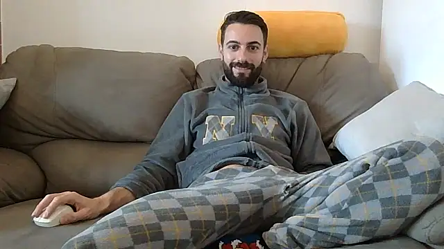 Amicisegreti online show from March 2026 09:50:02 AM