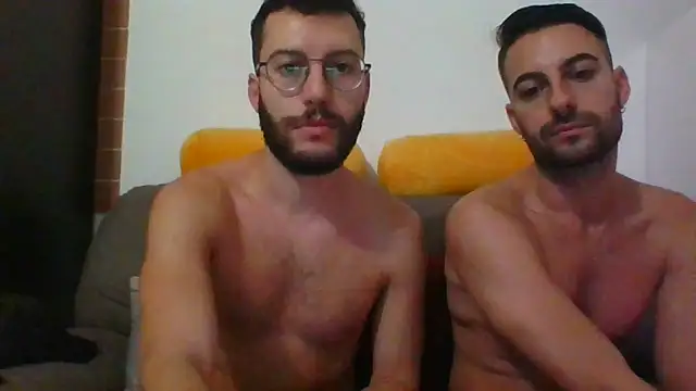 Amicisegreti online show from October 2025 04:58:02 AM