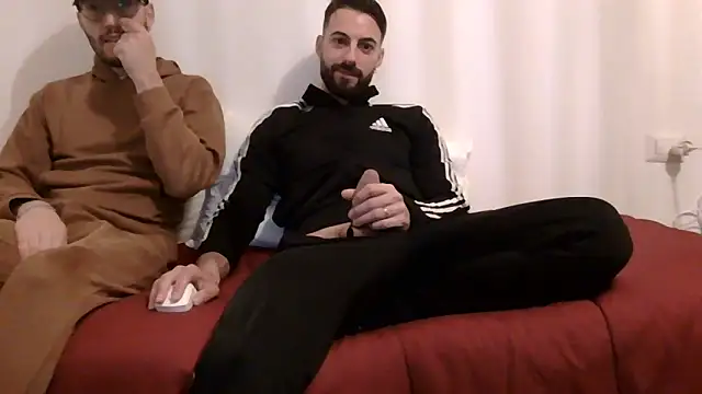 Amicisegreti online show from March 2026 06:35:02 AM