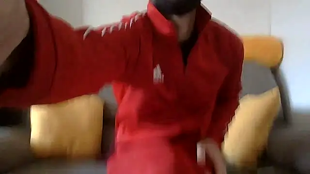 Amicisegreti online show from January 2026 10:22:01 AM