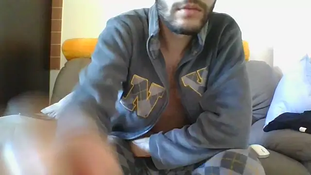 Amicisegreti online show from February 2026 06:46:01 AM