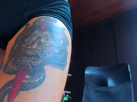 Snapshot of adrian_ray chatting on December 2025 05:57:05 PM adrian ray online show from December 2025 05:57:05 PM