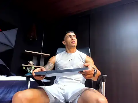 adrian ray online show from January 2026 05:52:01 PM