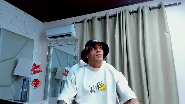 Snapshot of adrian_ray chatting on December 2025 05:55:02 PM adrian ray online show from December 2025 05:55:02 PM