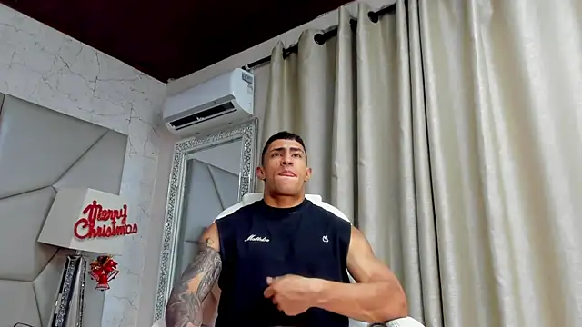 Snapshot of adrian_ray chatting on December 2025 06:29:02 PM adrian ray online show from December 2025 06:29:02 PM