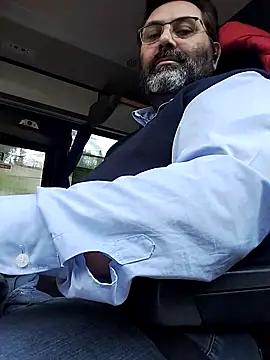 Necroforo online show from April 2026 05:26:02 AM