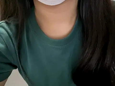 Snapshot of hikiwarinatto_xoxo chatting on October 2025 09:58:02 AM hikiwarinatto xoxo online show from October 2025 09:58:02 AM