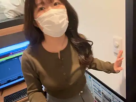 hikiwarinatto xoxo online show from November 2025 06:13:02 AM