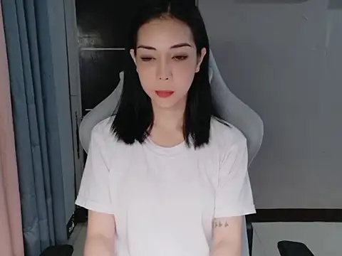 Chicca444 online show from September 2025 08:15:01 AM