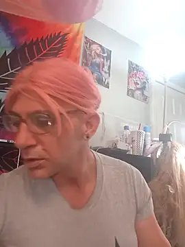 mistismoker online show from May 2026 03:44:02 AM
