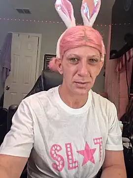 mistismoker online show from April 2026 02:18:02 AM