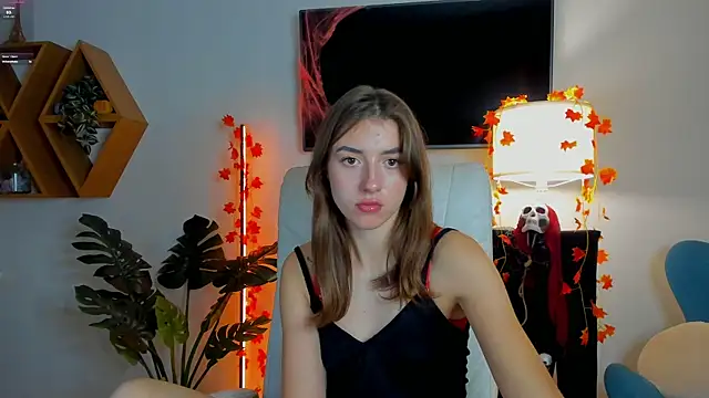 SweetVikki online show from November 2025 07:52:02 PM