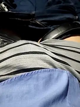 Aaia93 online show from November 2025 03:44:02 AM