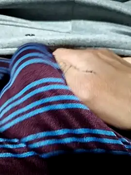 Aaia93 online show from October 2025 04:44:02 AM