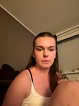 Snapshot of LisaFreier chatting on September 2025 06:35:02 PM LisaFreier online show from September 2025 06:35:02 PM