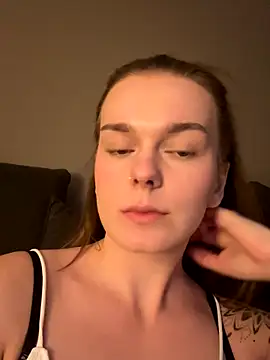 Snapshot of LisaFreier chatting on October 2025 08:01:01 PM LisaFreier online show from October 2025 08:01:01 PM