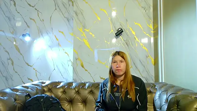 Olivia11  online show from February 2026 12:35:01 PM