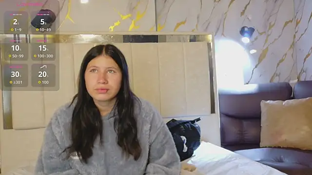 Olivia11  online show from April 2026 12:44:01 PM