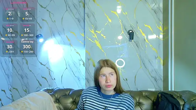 Olivia11  online show from December 2025 11:36:01 AM