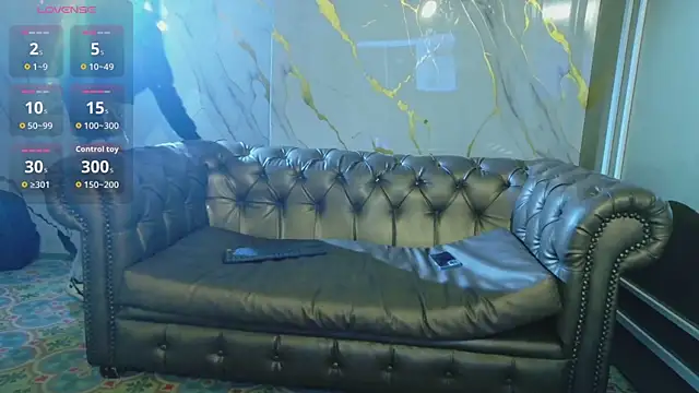 Olivia11  online show from December 2025 11:37:01 AM