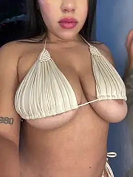 SofiaWildee online show from February 2026 06:02:02 AM