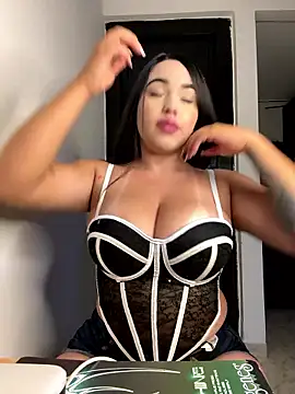 SofiaWildee online show from January 2026 10:57:01 PM