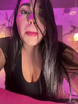 SofiaWildee online show from December 2025 04:28:01 AM