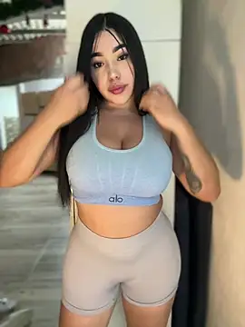 SofiaWildee online show from February 2026 05:39:02 AM