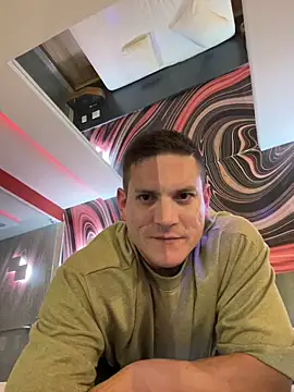 Matteus2000 online show from September 2025 04:24:02 PM