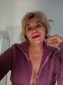 Snapshot of 52MiaLove02 chatting on December 2025 05:44:01 AM 52MiaLove02 online show from December 2025 05:44:01 AM