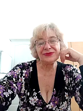 Snapshot of 52MiaLove02 chatting on May 2026 04:42:02 AM 52MiaLove02 online show from May 2026 04:42:02 AM