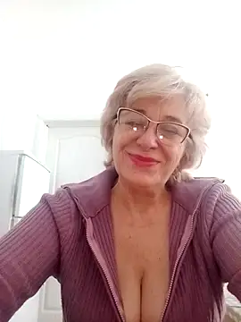 Snapshot of 52MiaLove02 chatting on February 2026 05:40:02 AM 52MiaLove02 online show from February 2026 05:40:02 AM