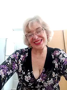 Snapshot of 52MiaLove02 chatting on May 2026 05:11:01 AM 52MiaLove02 online show from May 2026 05:11:01 AM