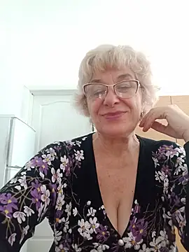 Snapshot of 52MiaLove02 chatting on June 2026 08:26:01 AM 52MiaLove02 online show from June 2026 08:26:01 AM