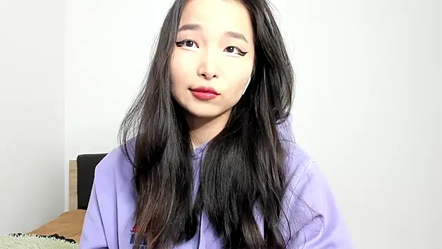 Soyun Mia online show from February 2026 02:27:02 PM