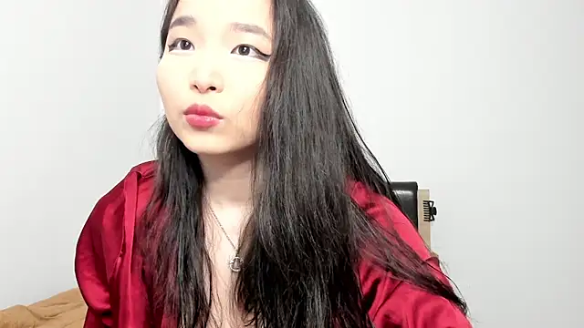 Soyun Mia online show from April 2026 01:35:01 PM