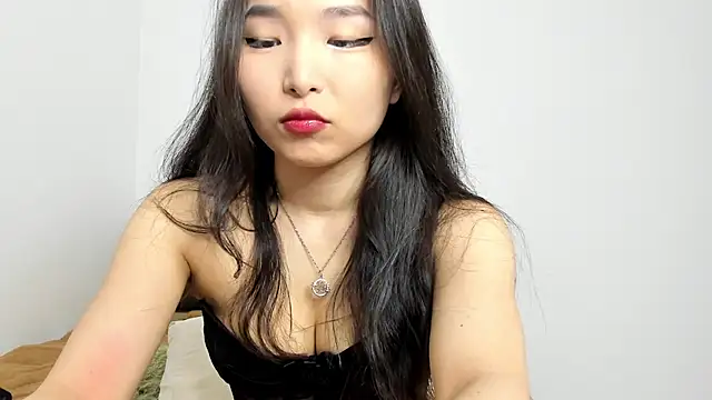 Soyun Mia online show from February 2026 01:32:02 PM