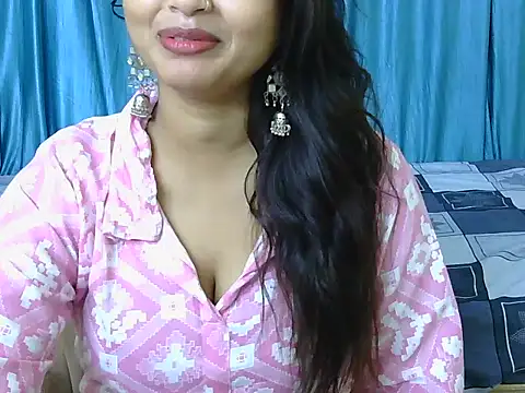 priya-kumari22 online show from October 2025 05:08:01 AM