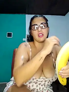 kariciasecreta online show from April 2026 01:41:01 AM