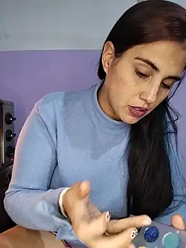 kariciasecreta online show from May 2026 01:01:02 AM